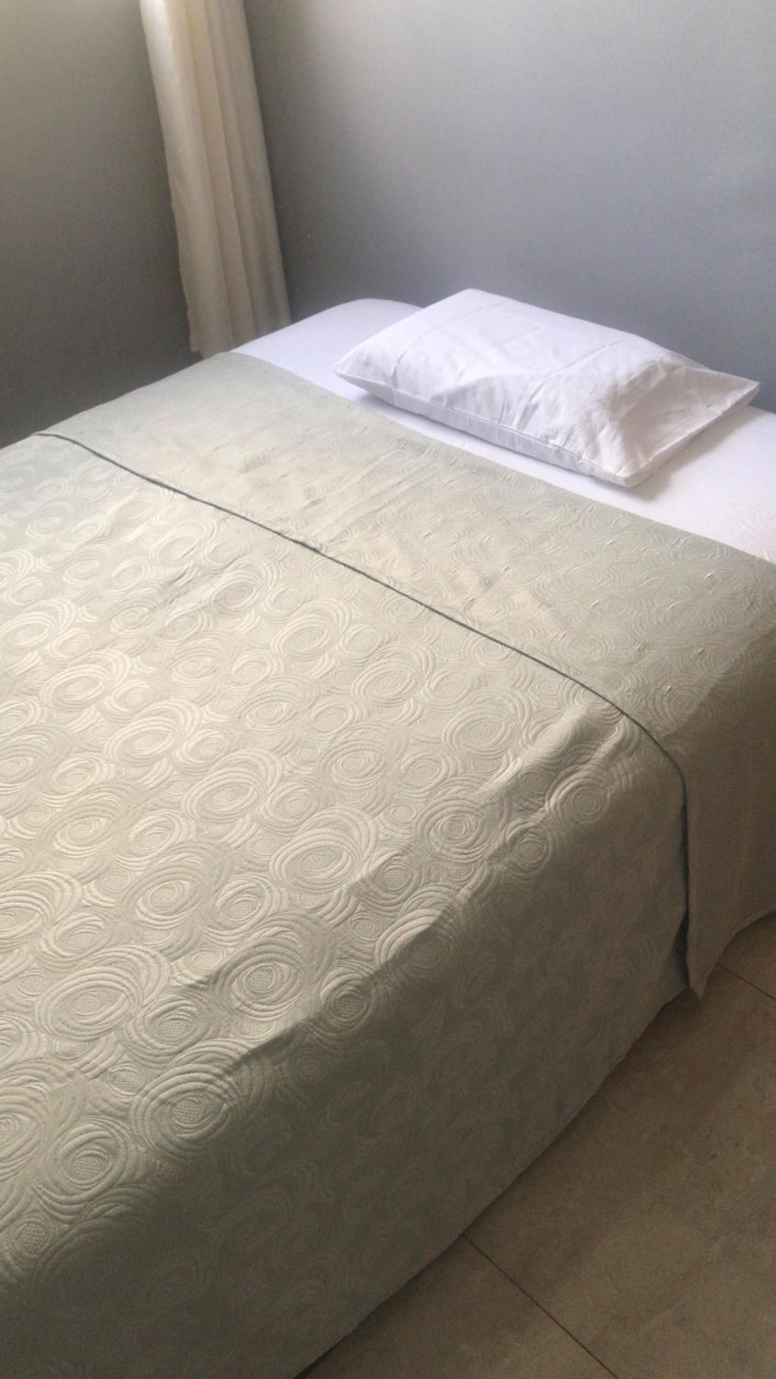 Appartamento Apartamento Em Londrina Privado Com 2 Quartos De Casal Com Utensilios Garagem E Wifi Esterno foto